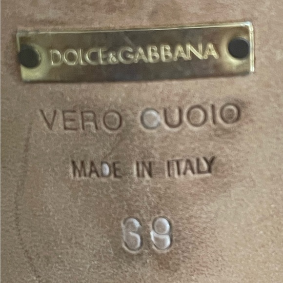 Dolce & Gabbanna vintage sandals. Size 39 fits like an 8.5 - Picture 11 of 16